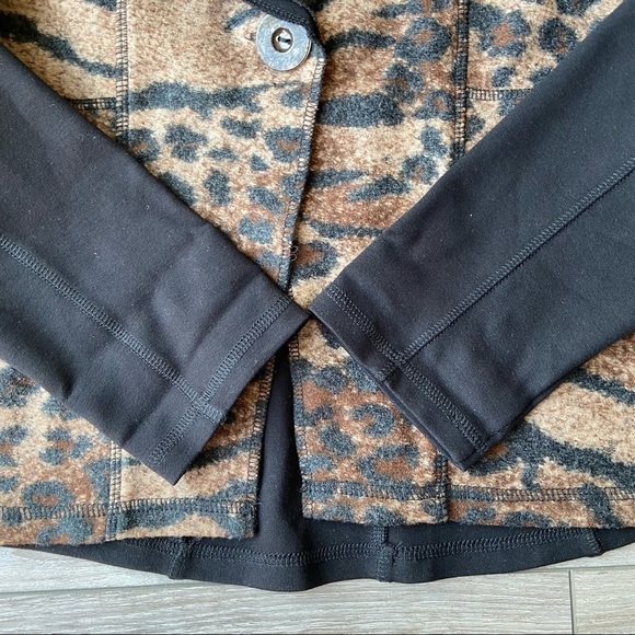 CONRAD  C COLLECTION Tiger Print Wool Blend Jacket - Picture 9 of 15